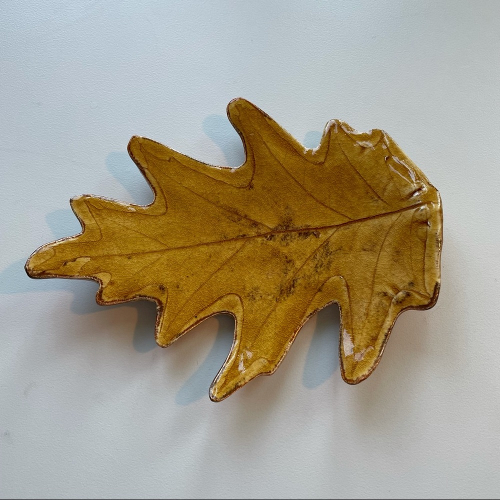 Bantam Tileworks Handmade Ceramic Autumn Leaf - Picture 1 of 3